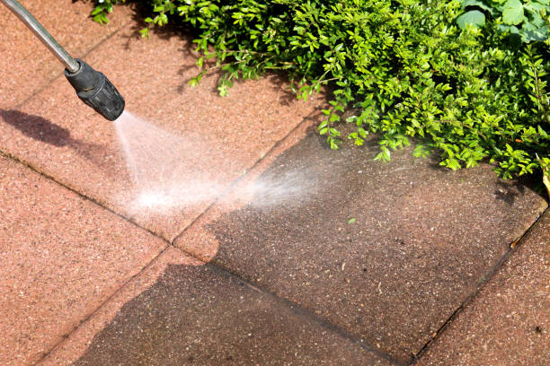 Why Choose Our Certified Pressure Washing Experts for Your Project Needs in Nellieburg, MS?